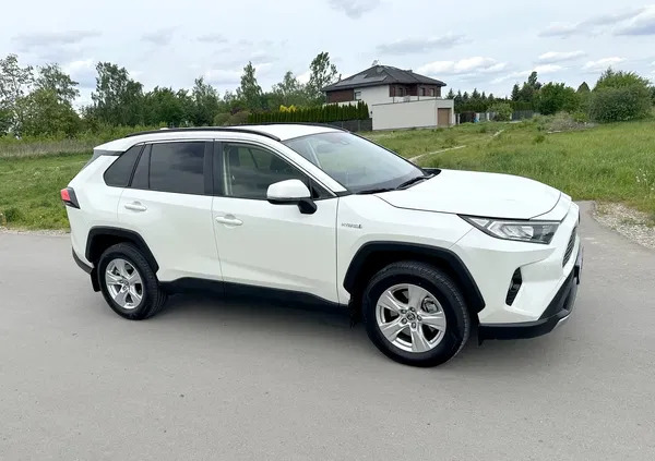 zachodniopomorskie Toyota RAV4 cena 159999 przebieg: 6800, rok produkcji 2020 z Tomaszów Lubelski